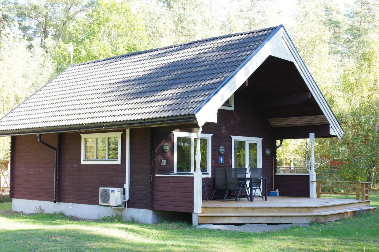 Tallbarren Rälla Exteriör bild